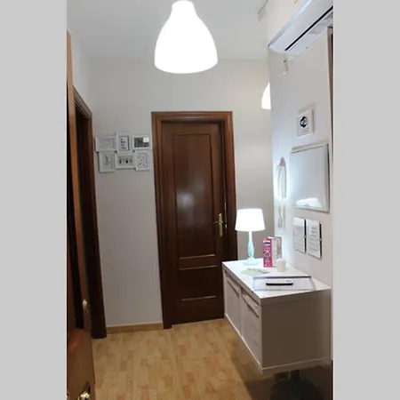 Pilares Tourist Apartment *